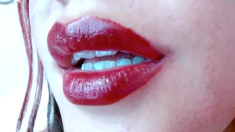 Snapshot of miss_evoleth2 chatting on 01/25/25, 07:28 Miss Evoleth online show from 01/25/25, 07:28