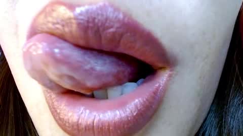 Snapshot of miss_evoleth2 chatting on 01/26/25, 09:08 Miss Evoleth online show from 01/26/25, 09:08