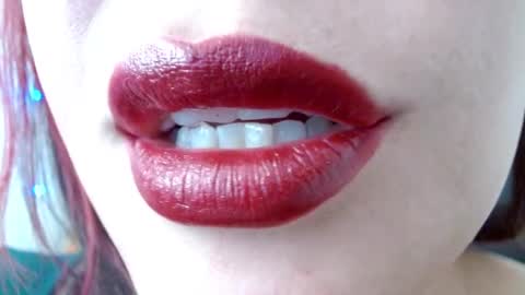 Snapshot of miss_evoleth2 chatting on 01/31/25, 07:51 Miss Evoleth online show from 01/31/25, 07:51