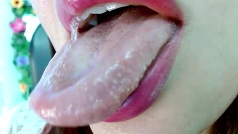 Snapshot of miss_evoleth2 chatting on 02/08/25, 03:41 Miss Evoleth online show from 02/08/25, 03:41