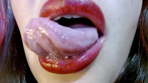 Snapshot of miss_evoleth2 chatting on 02/10/25, 07:26 Miss Evoleth online show from 02/10/25, 07:26