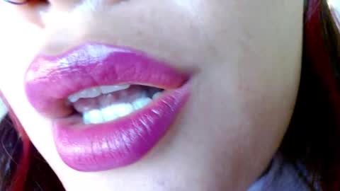 Snapshot of miss_evoleth2 chatting on 02/12/25, 10:48 Miss Evoleth online show from 02/12/25, 10:48