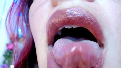 Snapshot of miss_evoleth2 chatting on 02/17/25, 11:13 Miss Evoleth online show from 02/17/25, 11:13