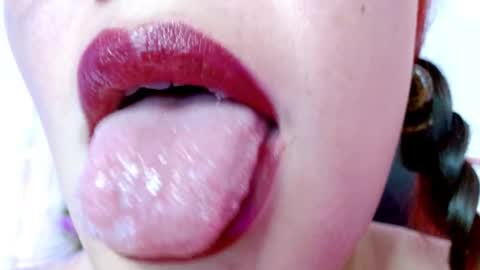 Snapshot of miss_evoleth2 chatting on 02/25/25, 06:14 Miss Evoleth online show from 02/25/25, 06:14