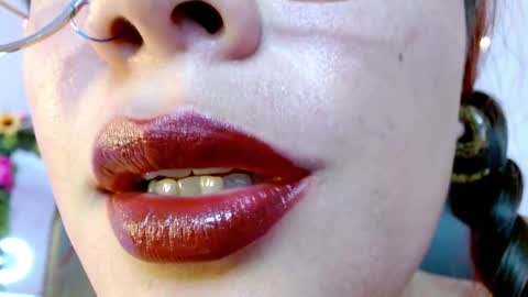 Snapshot of miss_evoleth2 chatting on 02/25/25, 09:20 Miss Evoleth online show from 02/25/25, 09:20