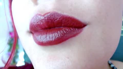 Snapshot of miss_evoleth2 chatting on 02/28/25, 03:59 Miss Evoleth online show from 02/28/25, 03:59