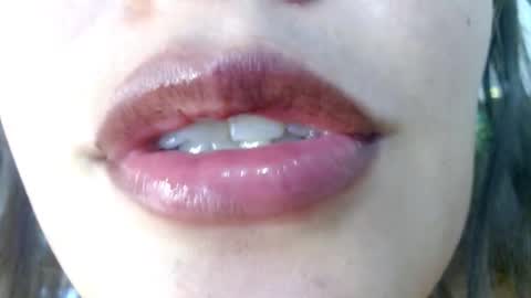 Snapshot of miss_evoleth2 chatting on 03/03/25, 09:00 Miss Evoleth online show from 03/03/25, 09:00