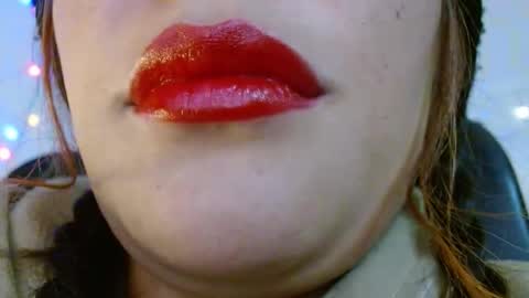 Snapshot of miss_evoleth2 chatting on 10/16/25, 07:31 Miss Evoleth online show from 10/16/25, 07:31