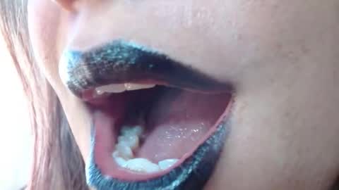 Snapshot of miss_evoleth2 chatting on 12/13/25, 07:53 Miss Evoleth online show from 12/13/25, 07:53