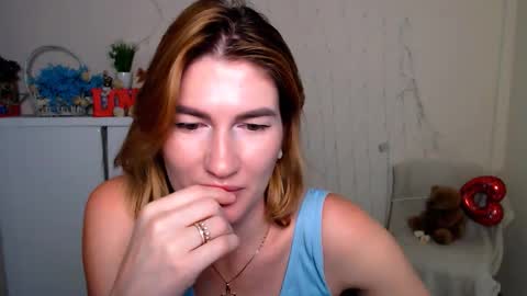 Snapshot of miss_hellen_k chatting on 11/27/25, 07:21 Hellen online show from 11/27/25, 07:21