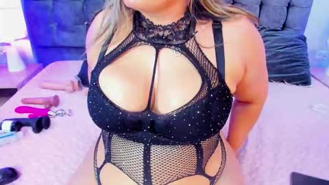 miss_horney online show from 10/23/25, 12:10