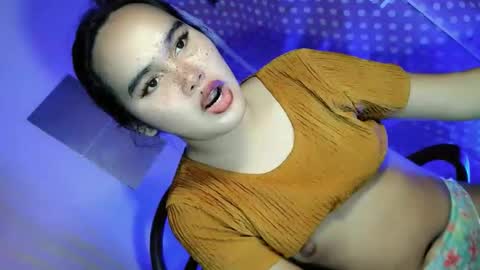 Snapshot of miss_horny139736 chatting on 05/27/26, 08:33 miss_horny139736 online show from 05/27/26, 08:33