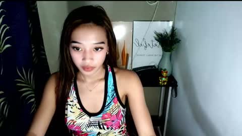 Snapshot of miss_j222 chatting on 05/14/26, 08:43 miss_j222 online show from 05/14/26, 08:43
