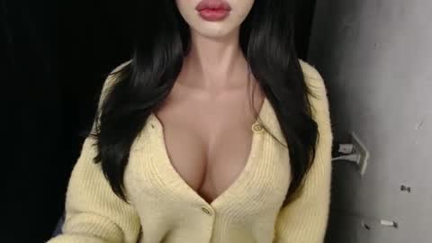 Lyn online show from 02/25/26, 01:10