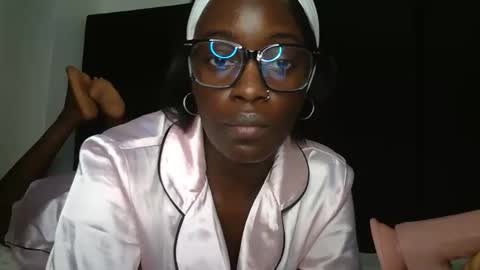 Snapshot of miss_jamilla255 chatting on 03/10/26, 06:29 SensuElle WHAT I DONT SHOW HERE... YOULL ONLY SEE IN PRIVATE online show from 03/10/26, 06:29