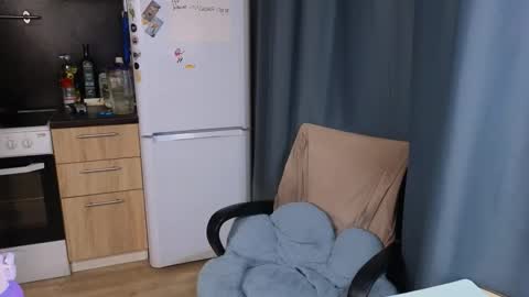 Snapshot of miss_jess_rabbit chatting on 12/18/25, 03:40 Jess online show from 12/18/25, 03:40