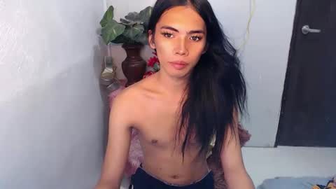 Snapshot of miss_juliex chatting on 04/01/26, 04:57 julie online show from 04/01/26, 04:57