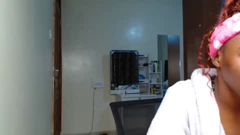 Miss Kiarrafit online show from 12/03/24, 11:02
