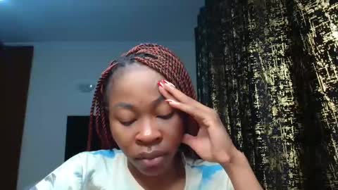 Miss Kiarrafit online show from 02/18/25, 04:16
