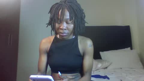 Miss Kiarrafit online show from 10/22/25, 02:50