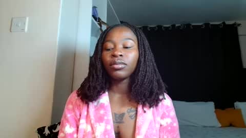 Miss Kiarrafit online show from 03/14/26, 02:00