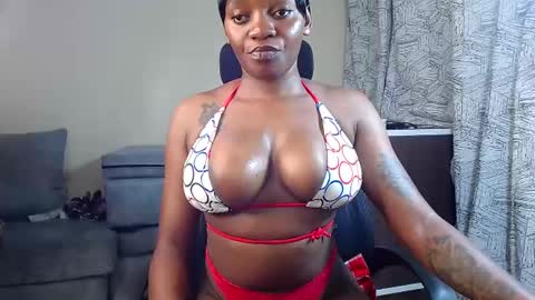 miss_kiiki online show from 02/11/25, 07:54