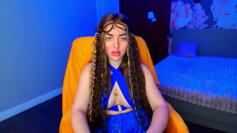 Snapshot of miss_kiten chatting on 06/15/26, 12:57 miss_kiten online show from 06/15/26, 12:57