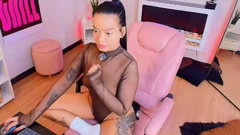Snapshot of miss_koko_ chatting on 06/22/26, 02:02 Miss koko online show from 06/22/26, 02:02