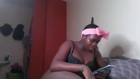 miss_kookie online show from 01/27/25, 07:45