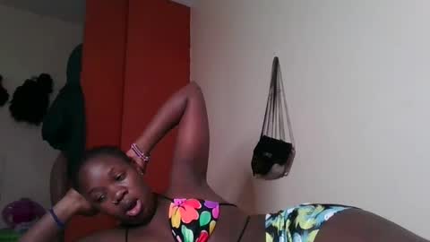 miss_kookie online show from 01/30/25, 07:39