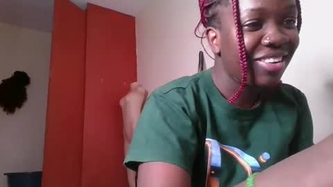 miss_kookie online show from 02/12/25, 02:21