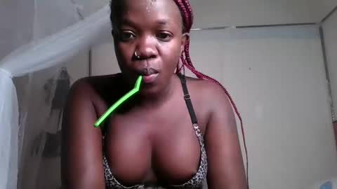 miss_kookie online show from 02/19/25, 06:44