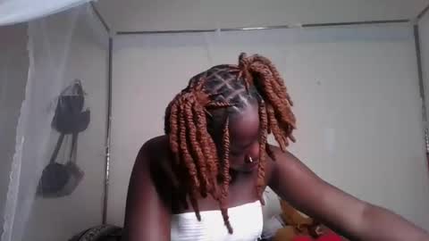 miss_kookie online show from 02/21/25, 03:34