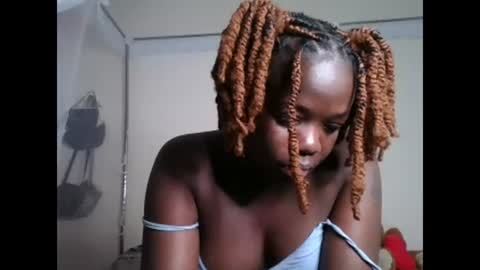 miss_kookie online show from 02/22/25, 04:07