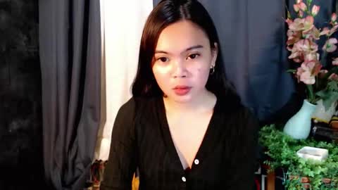 miss_kyrstyn online show from 11/15/25, 11:40