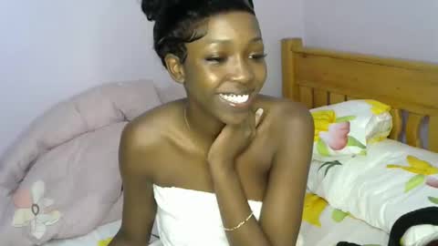 Snapshot of miss_lev chatting on 05/27/26, 01:57 lev online show from 05/27/26, 01:57