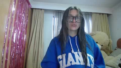 lilieth  online show from 02/03/25, 10:43