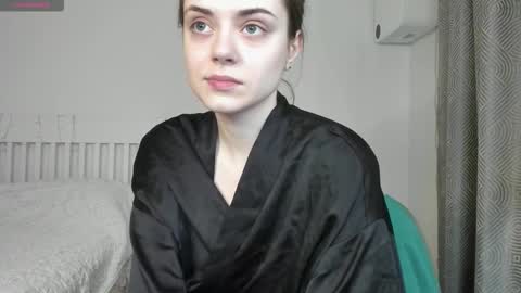 Jenny online show from 09/15/25, 05:13