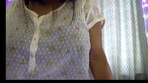 Snapshot of miss_mahi69 chatting on 03/20/26, 07:24 Mahi online show from 03/20/26, 07:24