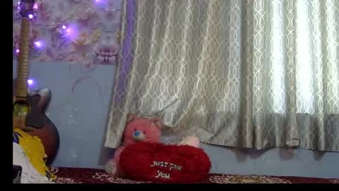 Snapshot of miss_mahi69 chatting on 05/19/26, 06:53 Mahi online show from 05/19/26, 06:53