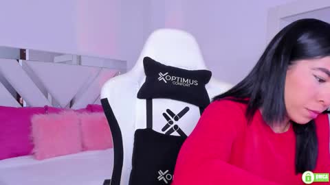 Snapshot of miss_megan__ chatting on 01/15/25, 10:13 online show from 01/15/25, 10:13