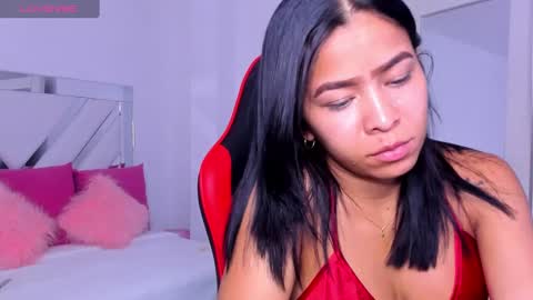 Snapshot of miss_megan__ chatting on 02/11/25, 10:50 online show from 02/11/25, 10:50