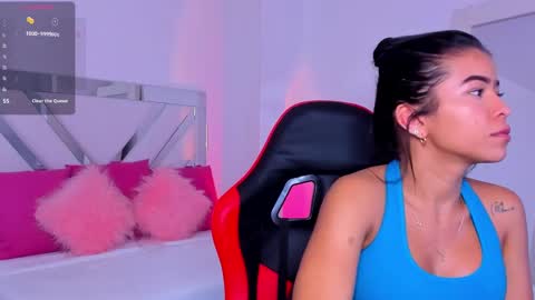 Snapshot of miss_megan__ chatting on 02/19/25, 02:34 online show from 02/19/25, 02:34