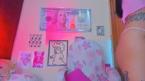 Snapshot of miss_meggaann chatting on 06/03/26, 12:24 MEGG online show from 06/03/26, 12:24