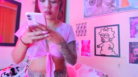 Snapshot of miss_meggaann chatting on 07/15/26, 06:35 MEGG online show from 07/15/26, 06:35