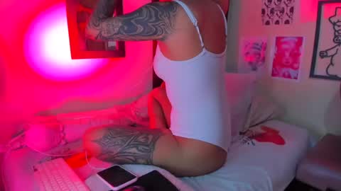 Snapshot of miss_meggaann chatting on 07/23/26, 09:35 MEGG online show from 07/23/26, 09:35