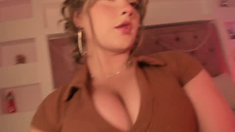 Melissa   online show from 01/23/25, 01:35