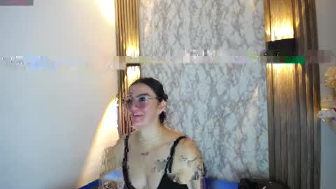 Snapshot of miss_merlin_ chatting on 04/24/26, 03:42 Merlin online show from 04/24/26, 03:42