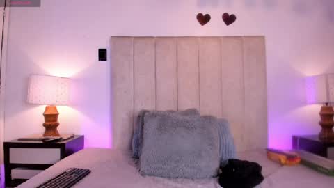 Snapshot of miss_milf_ chatting on 04/28/26, 02:27 miss_milf_ online show from 04/28/26, 02:27