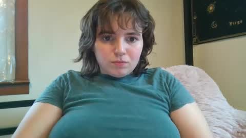 Snapshot of miss_miseryxo chatting on 12/29/24, 07:32 bri online show from 12/29/24, 07:32